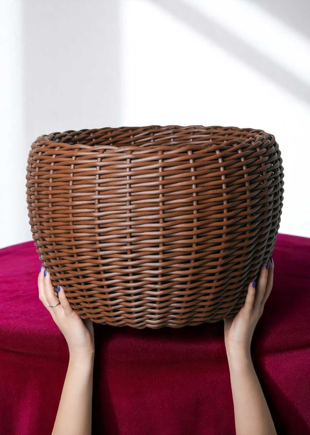 "Bois Foncé" flowerpot